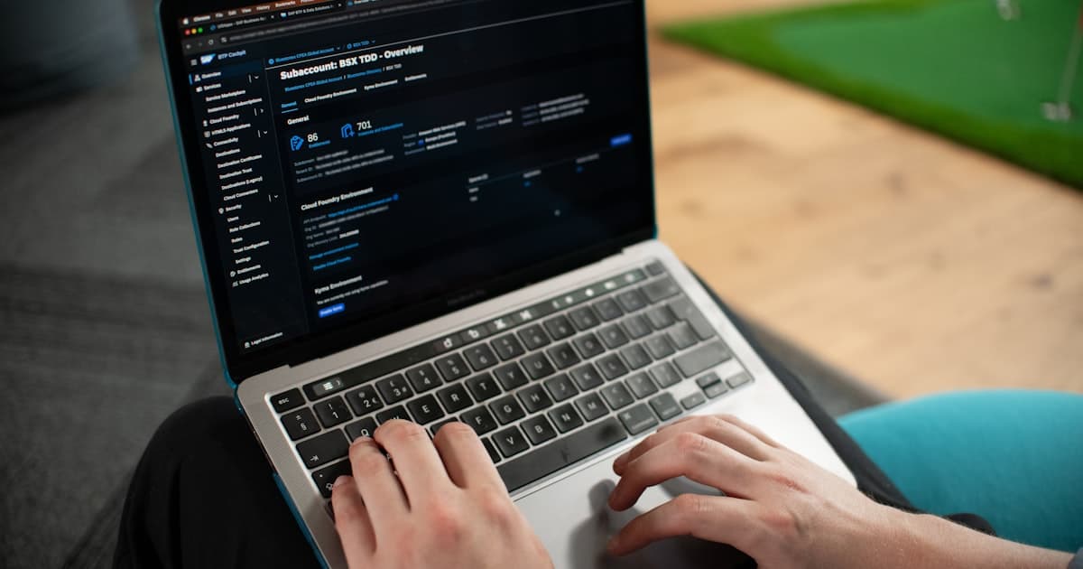 SEO vs контекстная реклама для стоматологии — что выбрать в 2026