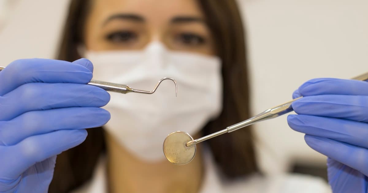 Маркетинг ортодонтии в 2026: брекеты, элайнеры, детская ортодонтия